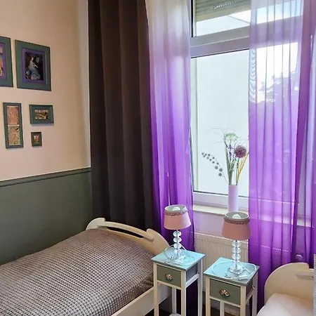 Appartamento Elena Flat Lavendel Zentrum Duisburgo