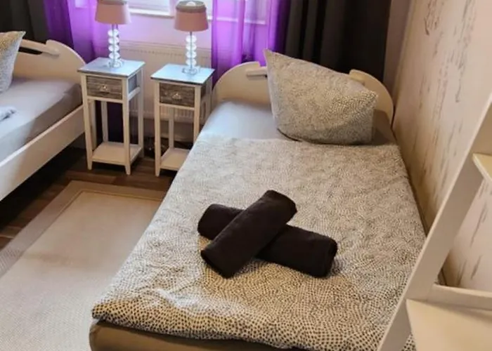 Elena Flat Lavendel Zentrum